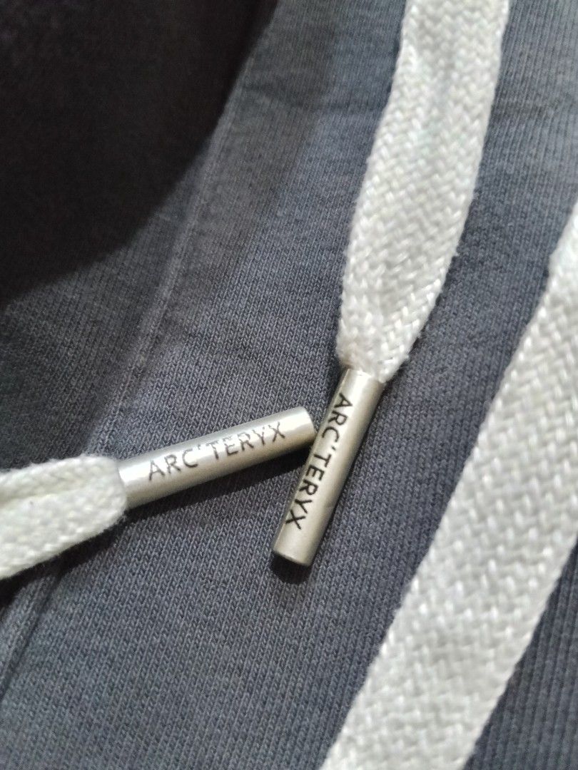 Arc'teryx Sweatpants Grey Joggers (Category: Joggers) located in Lingayen. Submitted by rahzzelula73279 (Listing ID 1461289419, Image 3). Description: - Brand: Arc'teryx - Color: Grey - Features: Elastic waistband with drawstring, cuffed ankles - Detail: Small logo on left leg - Style: Comfortable, casual - Ideal for: Lounging, everyday wear GOOD FOR PSG .