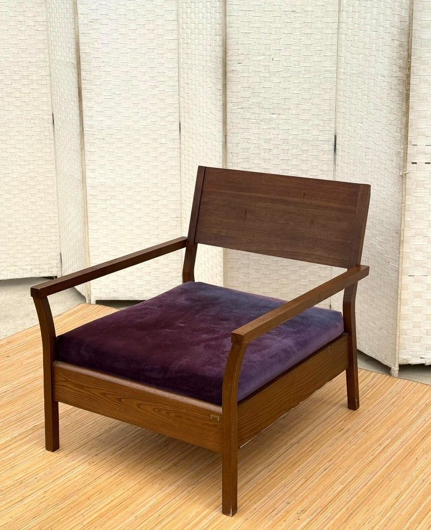 Armchair (Category: Chairs) located in Meycauayan. Submitted by marygracecasimiro (Listing ID 1461296149, Image 3). Description: JAPAN SURPLUS MODERN WOODEN ARMCHAIR WITH STURDY OAK FRAME AND DEEP PURPLE GAMUZA UPHOLSTERED SEAT CUSHION IN GOOD CONDITION SIZE: 16H x 32L x 33W inches 🩷🧡.
