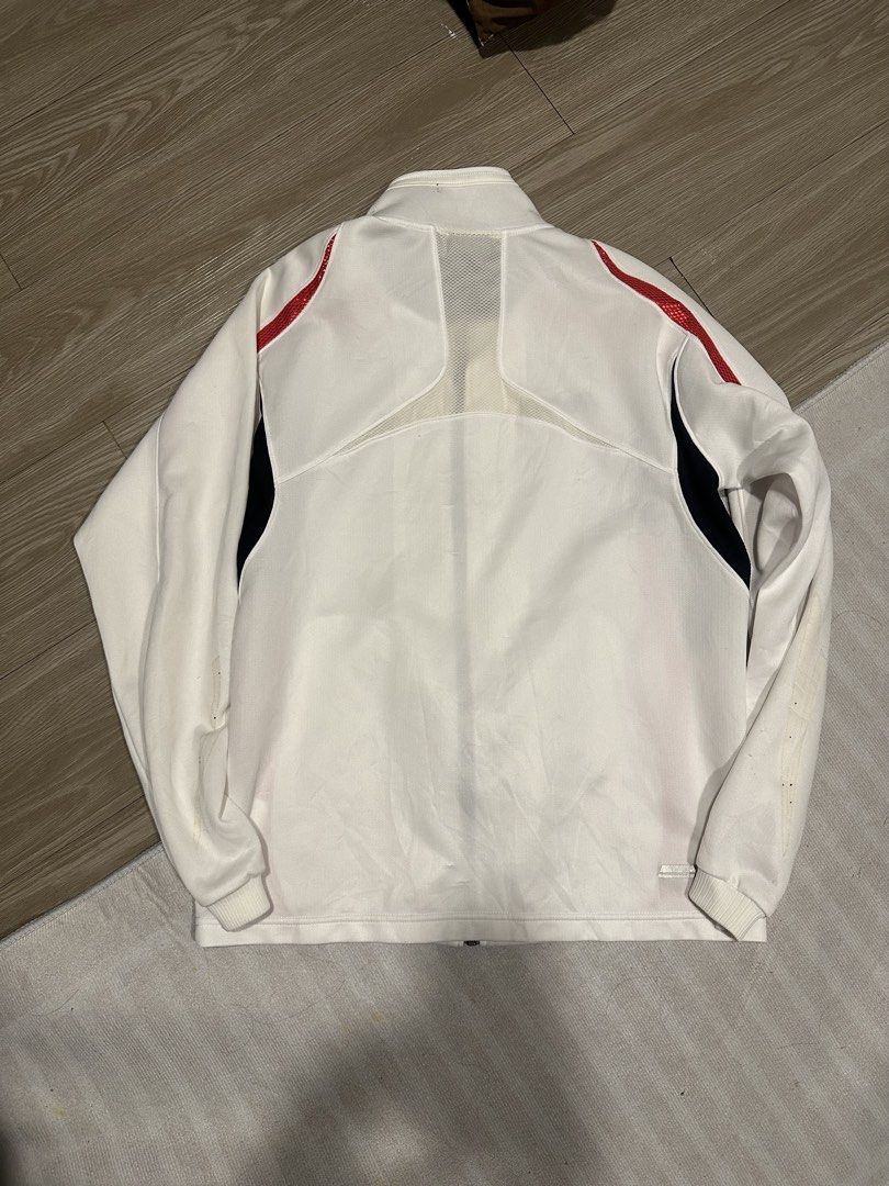 Asics full-zip track jacket (Category: Coats, Jackets and Outerwear) located in Manila. Submitted by j.closet_ (Listing ID 1461120331, Image 2). Description: Condition: 9/10 No issues What you see is what you get Slightly Negotiable Metro Manila: Lalamove/Moveit/Grab Outside Metro Manila: JnT/LBC RFS: Decluttering.
