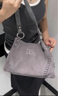 （分類：）位於 。 由 feelfreetobuy 提交（商品編號 1461115774，圖片 1）。簡介： 。