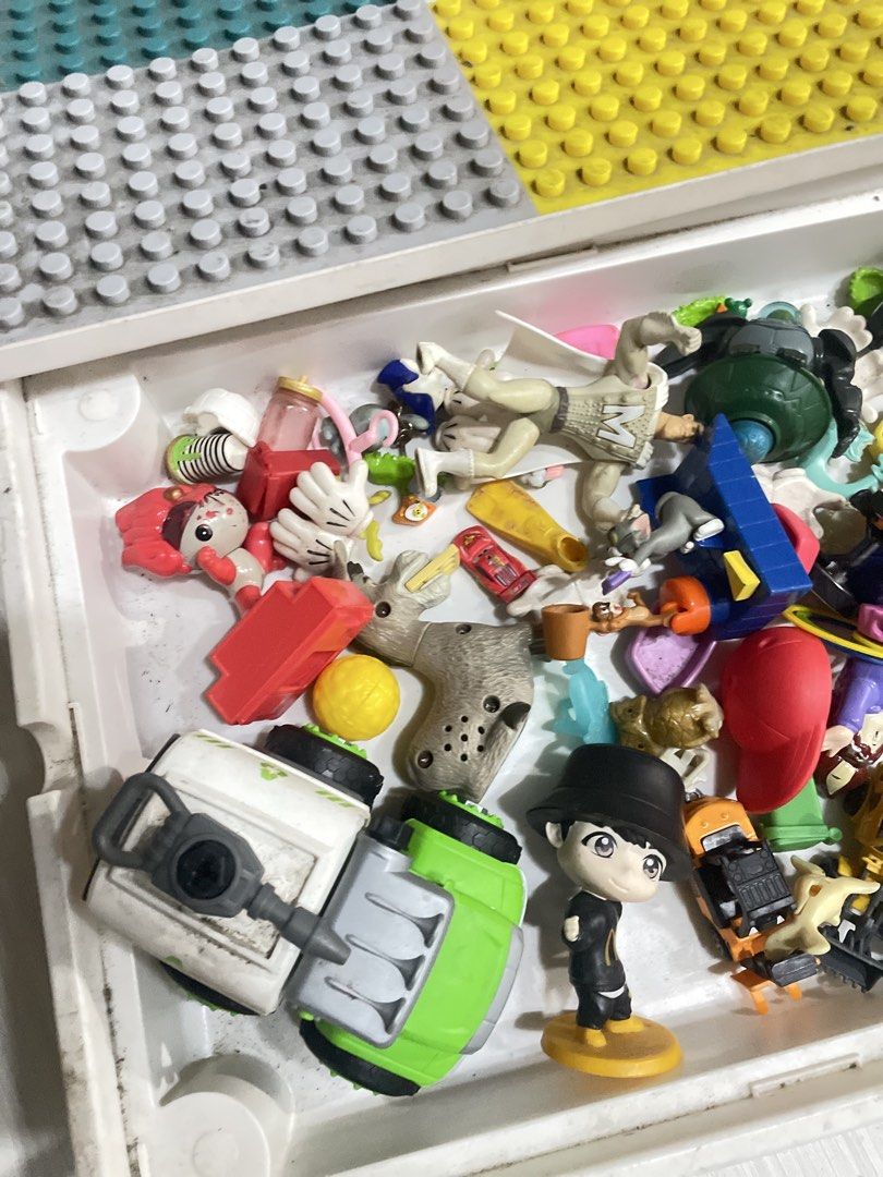 Assorted Toy Bundle with Building Blocks and Figures (Category: Lego & Building Sets) located in Quezon City. Submitted by prelovedclotheskimukays (Listing ID 1461265006, Image 2). Description: - Assorted toy collection perfect for imaginative play! - Includes various action figures. - Features toy vehicles: a green truck and yellow construction vehicles. - Comes with building block base plates. - Also includes a deer figure and a McDonald's char