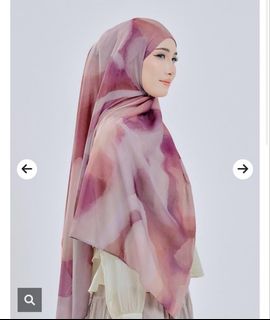 (Category: ) located in . Submitted by hngggg (Listing ID 1461249732, Image 1). Description: .
