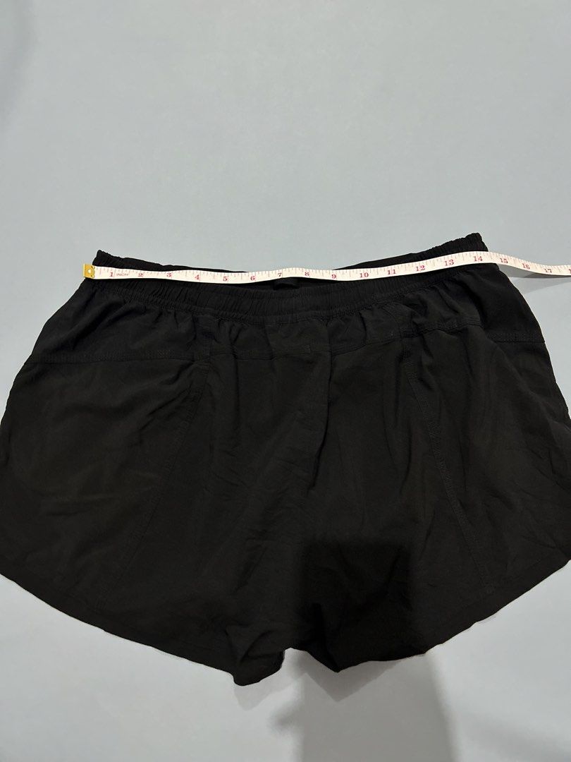 Athleta Running Short (Category: Activewear) located in Manila. Submitted by chen_clybelles (Listing ID 1461303232, Image 3). Description: .