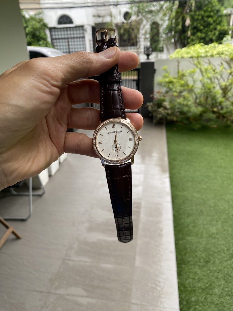 Audemars Piguet (Category: Luxury Watches) located in Manila. Submitted by drewsandel (Listing ID 1461194002, Image 3). Description: For sale / for trade Audemars Piguet 15166OR Ultra rare model Ultra thin 39mm great size for dress watch Solid rose/pink gold Factory diamond bezel Year 2011-2015 H series Good as new Watch only with authentication by R&R Pouch 880k 1.6m retail price..