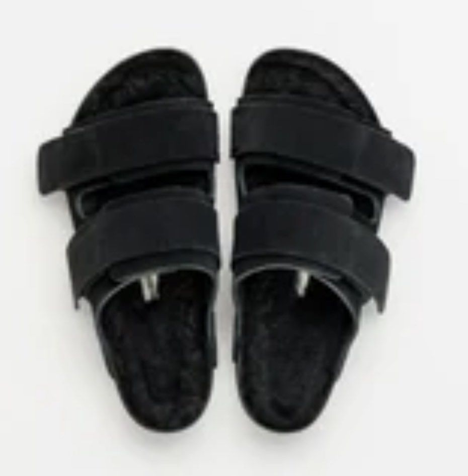 Auth Preloved Birkenstock Uji Tekla (Category: Slippers & Slides) located in Paranaque City. Submitted by silentstone.dolphin (Listing ID 1461296887, Image 1). Description: With minimal sign of used.. Limited Edition.. Suede Leather Black.. Size 40R Super nice un actual😍.