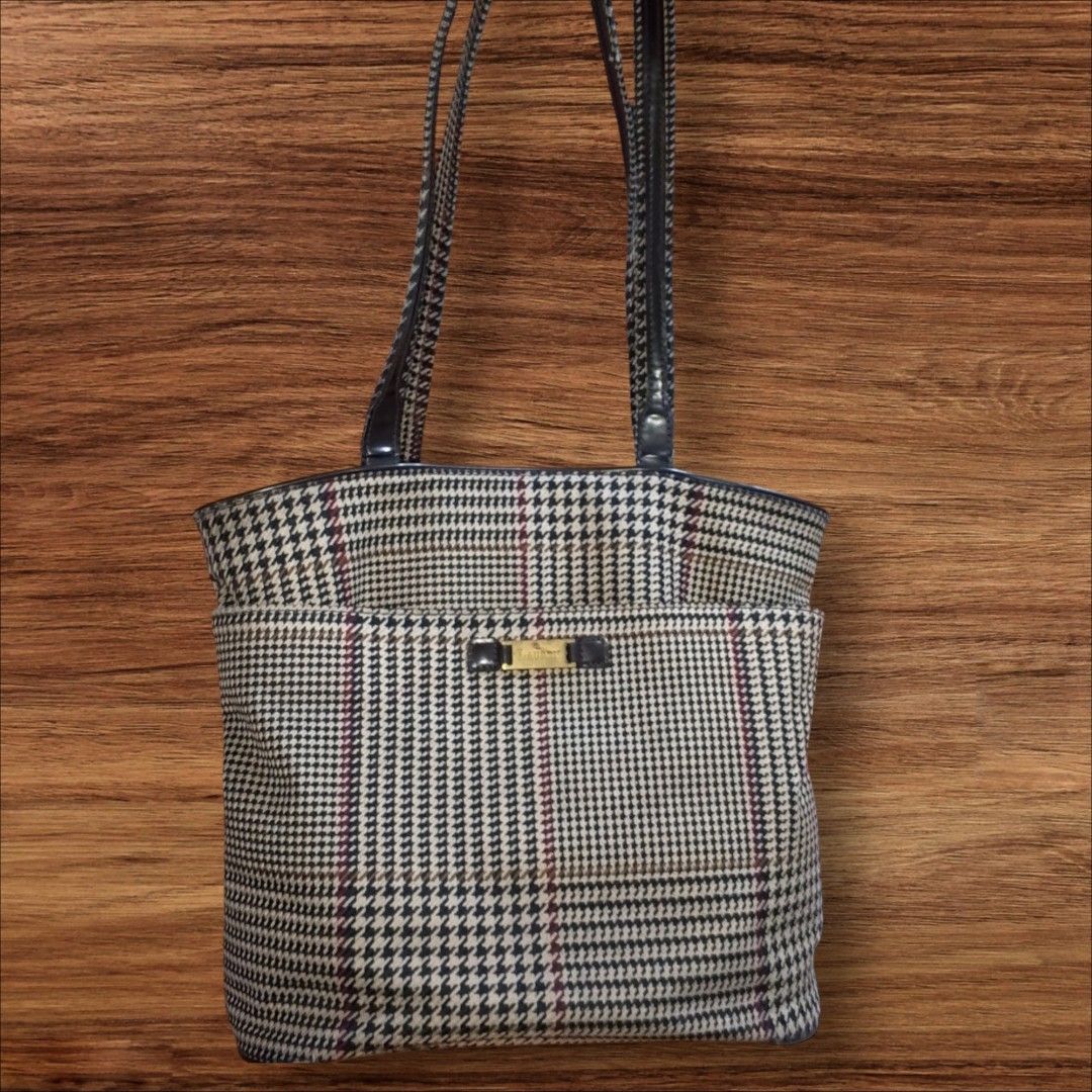 Auth Ralph Lauren Houndstooth Bag (Category: Luxury Bags & Wallets) located in Cebu City. Submitted by jc_online_shop (Listing ID 1461147566, Image 1). Description: 10" x 14"x 5" 4 compartments 1 front slid pocket 1 inside zip compartment with etiketa ykk zip.