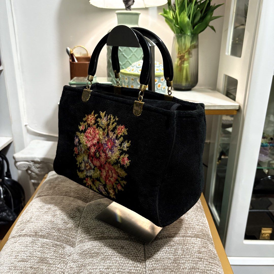 Authentic Feiler Black Hand Bag (Category: Purses & Pouches) located in Binangonan. Submitted by makoleksyon (Listing ID 1461238046, Image 3). Description: Excellent condition Like new No flaws Rare design parang lady Dior Size: H-7 x W-10 x D-5.5 inches Made in Germany Ykk zip Bought in Japan 💯% Authentic Money back guarantee .