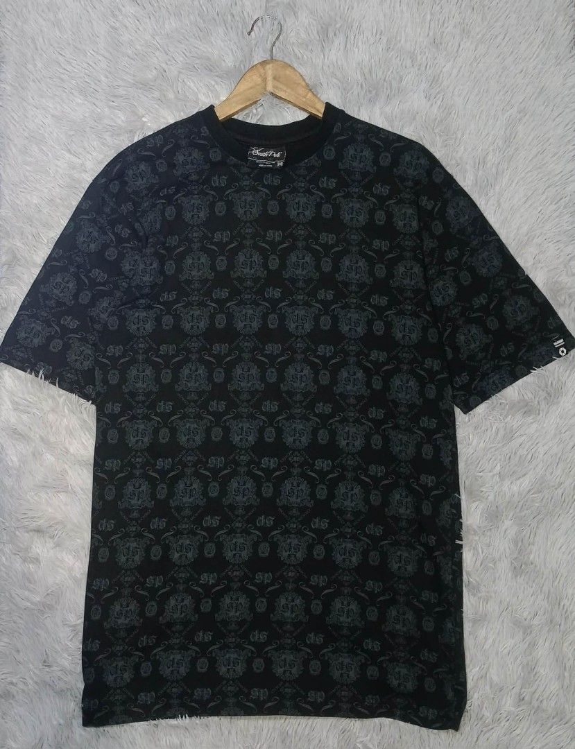 Authentic South pole t-shirt (Category: Activewear) located in Magalang. Submitted by elmarie_10 (Listing ID 1461225983, Image 1). Description: .