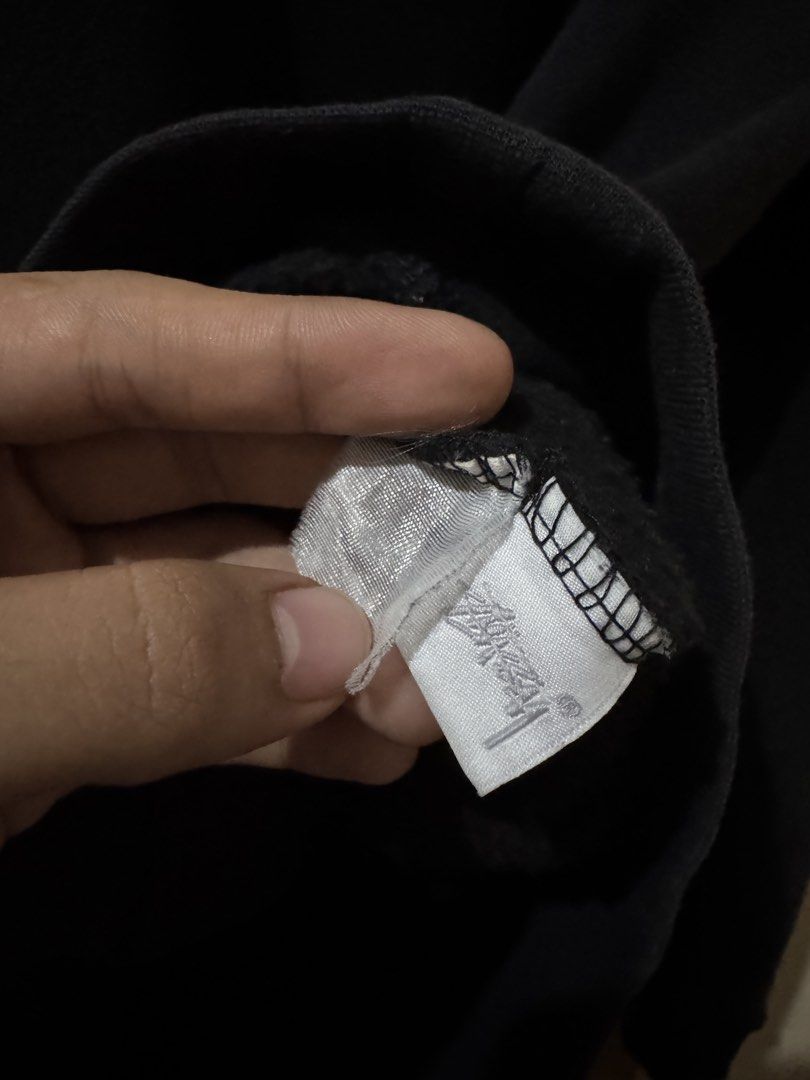 Authentic Stussy script hoodie (Category: Hoodies) located in Manila. Submitted by forbidden.thrift (Listing ID 1461134905, Image 3). Description: Stussy script hoodie authentic tags psg out dimes 22x27 .