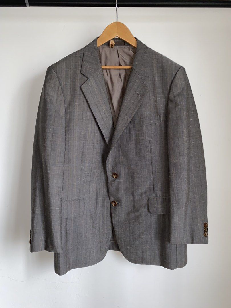 ‘Authentic Vintage Burberry’s Blazer Jacket’ (Category: Coats, Jackets and Outerwear) located in Calamba. Submitted by dreality. (Listing ID 1461254609, Image 2). Description: ‘Authentic Vintage Burberry’s Blazer Jacket’ Best Fittings: Large Width: 21 | Length: 29 | Shoulder Length: 23 ・ In a Good Condition! ・ Color rate: 10/10 ・ Flaw: NONE! 🔖 PRICE: ₱1,490 ONLY!.