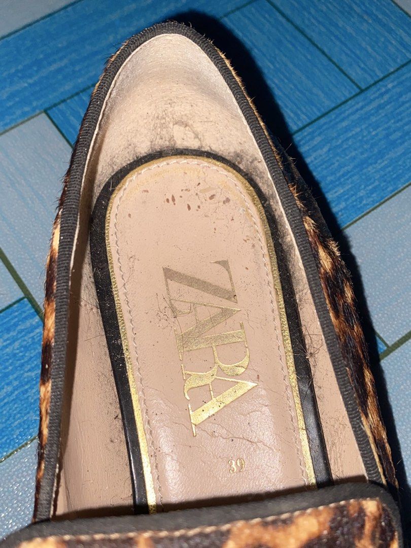 authentic Zara leopard loafers (Category: Casual Shoes) located in Taguig. Submitted by gaell_ (Listing ID 1461309529, Image 3). Description: up to size 42 ( I’m size 42 and I can send a when wear pics) no issue and ready to use.