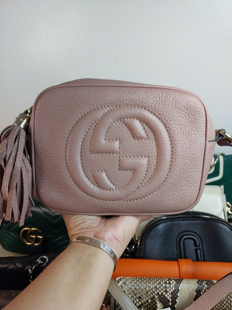 Available (Category: Cross-body Bags) located in Cagayan de Oro. Submitted by jocelynt483 (Listing ID 1461172048, Image 3). Description: .