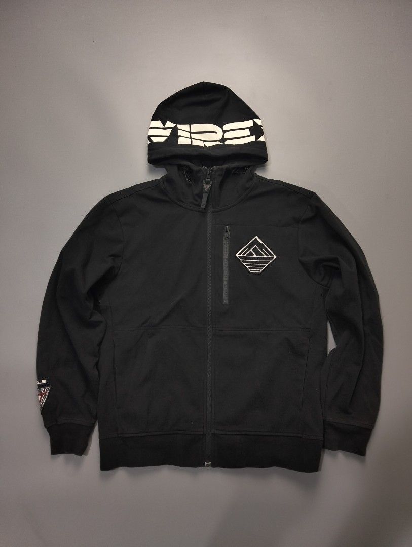 AVIREX zip up hoodie jacket (Category: Coats, Jackets and Outerwear) located in Bulacan. Submitted by recycloth_ (Listing ID 1461324120, Image 1). Description: AVIREX zip up hoodie jacket size on tag Medium pit to pit : 20.5" length : 24" cut washtag small hole scratch on hood hmu!.