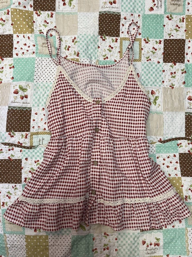 babydoll gingham padded top (Category: Blouses) located in Cavite. Submitted by lore.afleur (Listing ID 1461207427, Image 1). Description: .