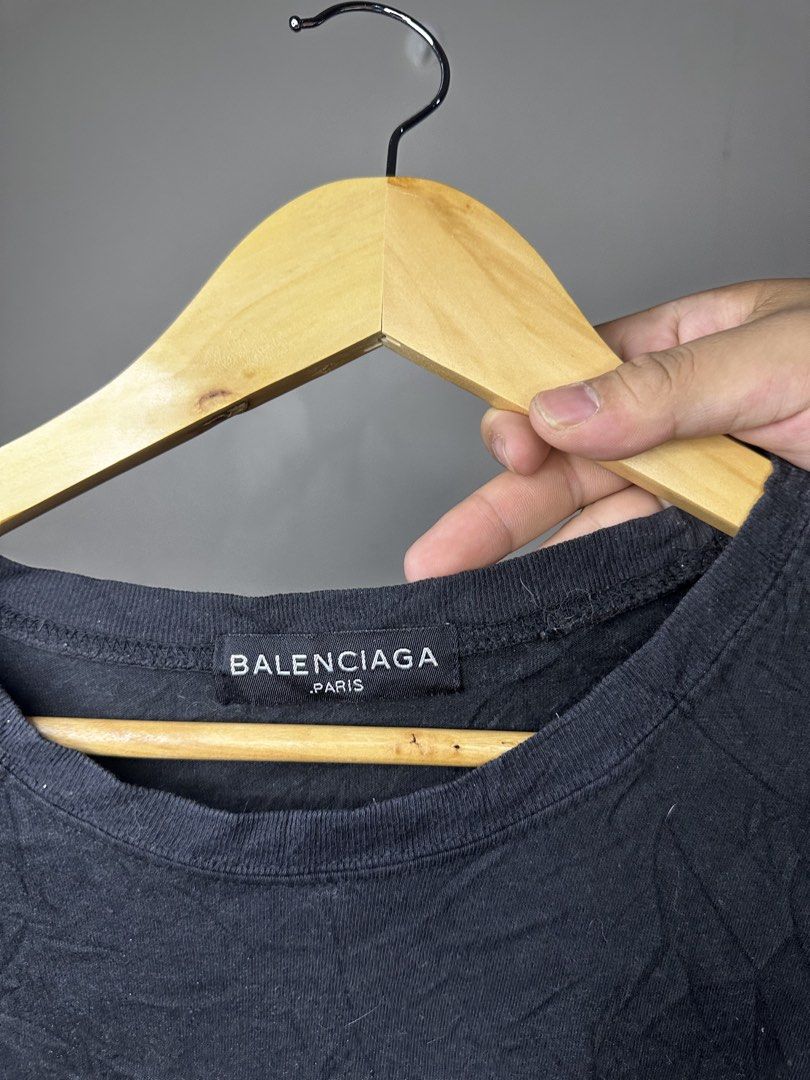 BALENCIAGA SCRIPT (Category: Tshirts & Polo Shirts ) located in Molave. Submitted by thriftmate13 (Listing ID 1461205702, Image 2). Description: .