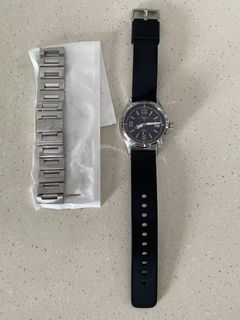 (Category: ) located in . Submitted by rolexairking (Listing ID 1461175945, Image 1). Description: .