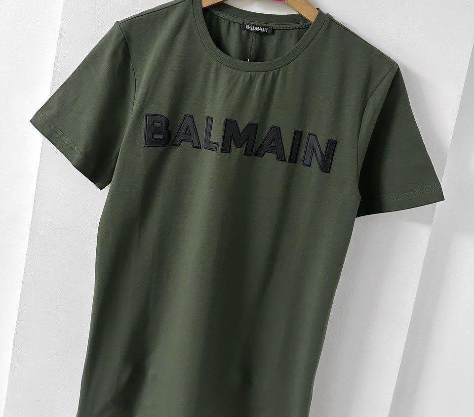Balmain T-shirt (Category: Tshirts & Polo Shirts ) located in Manila. Submitted by stopshop26 (Listing ID 1461149540, Image 1). Description: Balmain T-shirt Small Brand new and original Onhand and ready to ship.