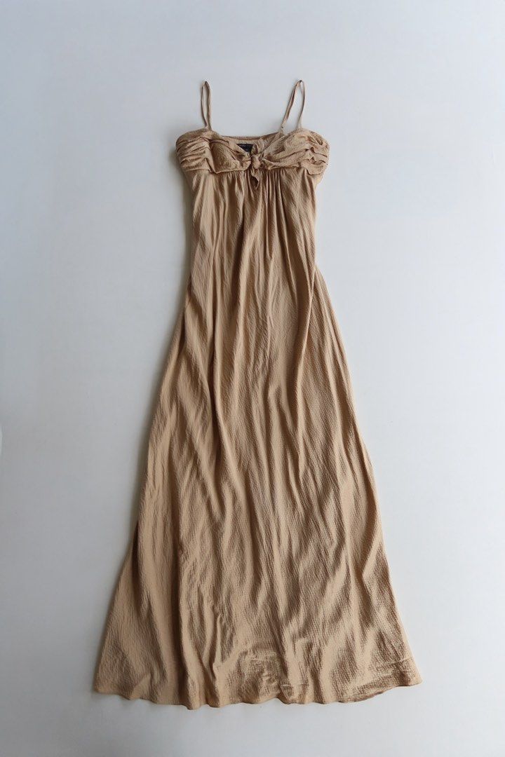 BCBGMAXAZRIA | Khaki Silk Dress (Category: Dresses) located in Iloilo. Submitted by wearladiva (Listing ID 1461299506, Image 1). Description: -100% silk -Adjustable Strap -Has blue stains Size: M Bust: 34-36” Length: 57” Mine: 1100.