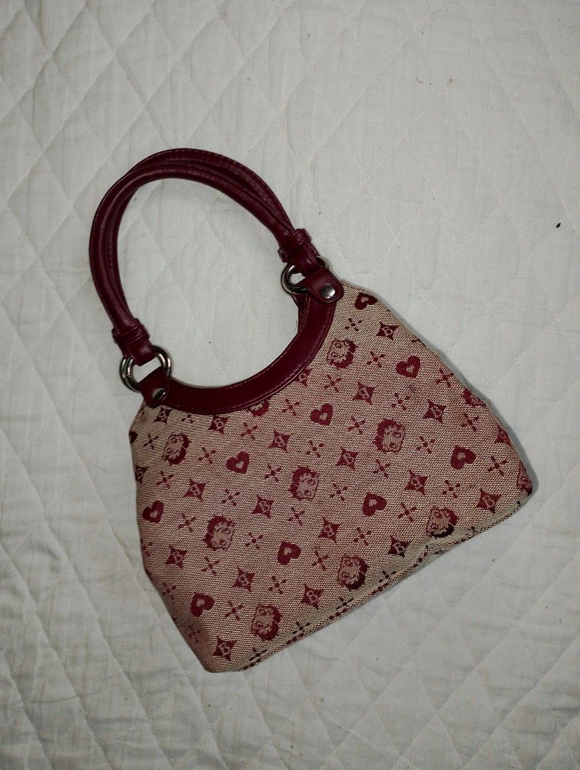 BETTY BOOP BAG (Category: Luxury Bags & Wallets) located in Manila. Submitted by dawnangelo79331 (Listing ID 1461118367, Image 2). Description: Betty Boop Bag, Flawless negotiable on price. just dm me.
