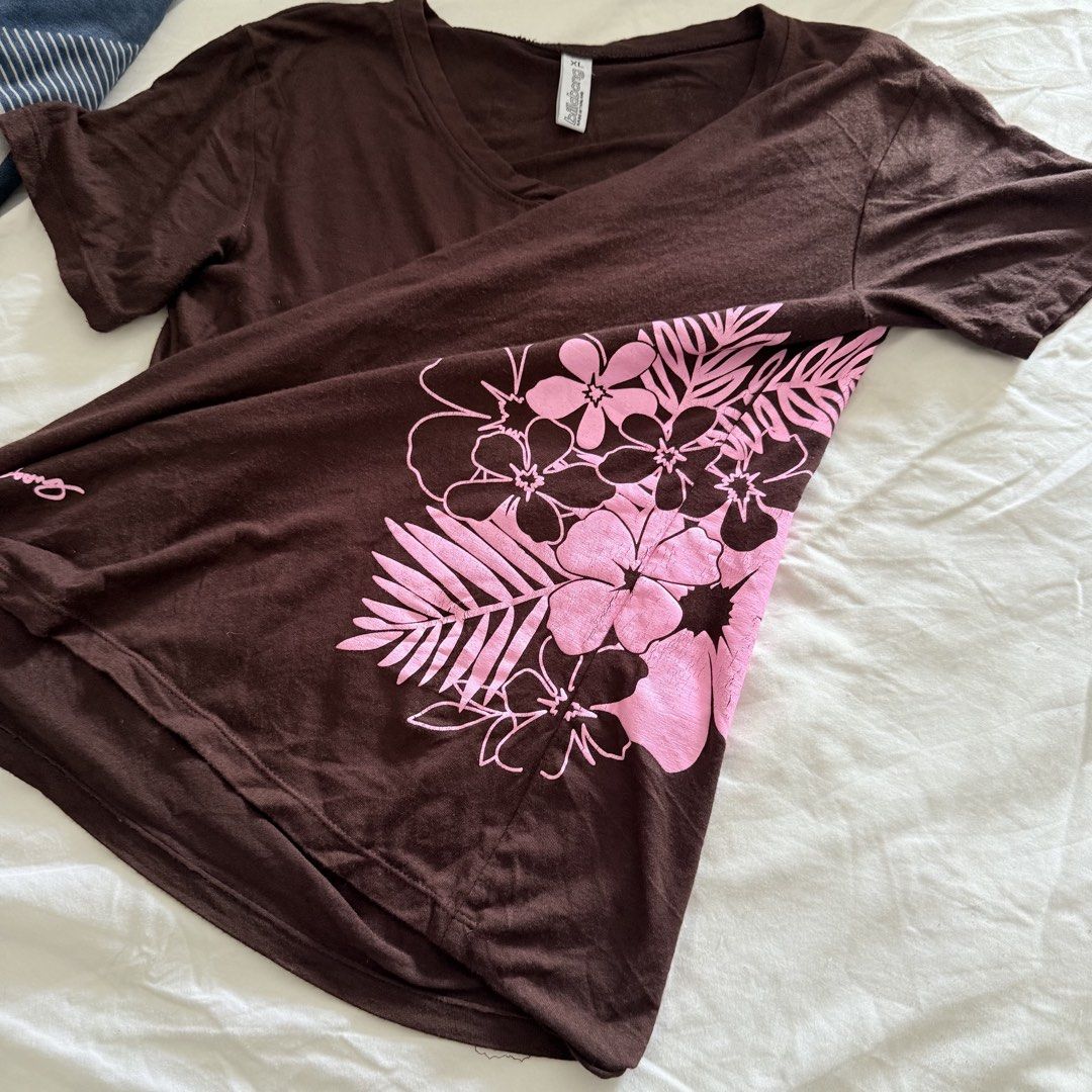 Billabong Shirt (Category: Shirts) located in Davao. Submitted by aug_amari (Listing ID 1461185864, Image 3). Description: size best fit xs-small womens.