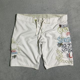 (Category: ) located in . Submitted by rochelle_archive_garments (Listing ID 1461322079, Image 1). Description: .