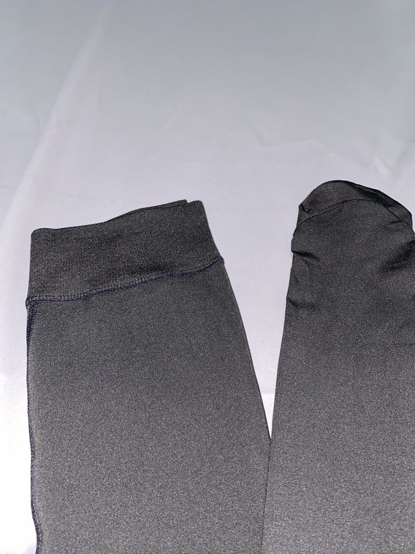 Black Fleece-lined Tights (Category: Other Bottoms) located in Bacoor. Submitted by sad.burrito (Listing ID 1461287126, Image 3). Description: SHEIN Thick fleece-lined tights Size small (45-70kg), tried on one leg only. Slightly tight for me. 📦 Lalamove/LBC, shipping fee shouldered by buyer 📍 Bacoor, Cavite.