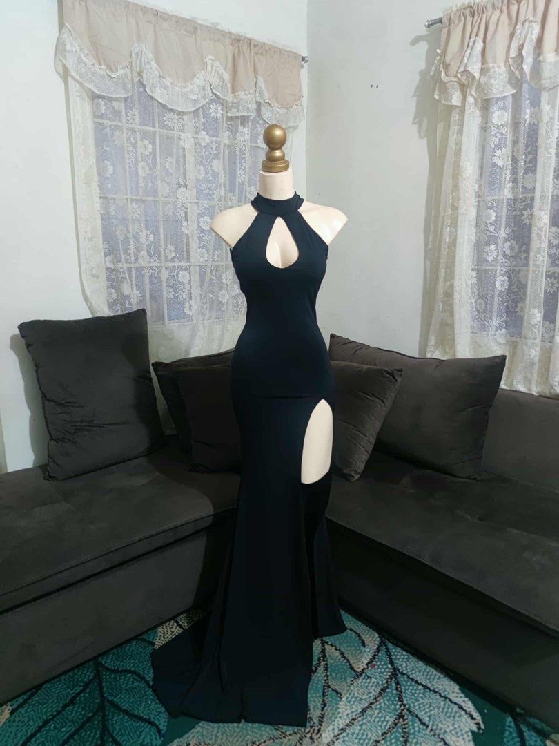 Black gown #3 (Category: Evening dresses & gowns) located in Cebu City. Submitted by prelvedbyrashaaa (Listing ID 1461256791, Image 2). Description: I had these gowns custom-made. They’re best suited for small to medium frames..