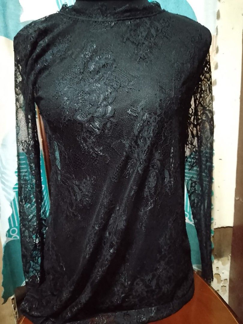 Black Lace Mock Neck Long Sleeve Top (Category: Blouses) located in Batangas. Submitted by sheenx.09 (Listing ID 1461238127, Image 1). Description: - S to M - Sheer black lace top 😃 - Mock neck ☺️ - Long sleeves - All-over floral lace pattern 😍 - Ideal for layering over camisole or bralette ♥️ - Perfect for nights out or special occasions - Delicate and pretty design 😀.