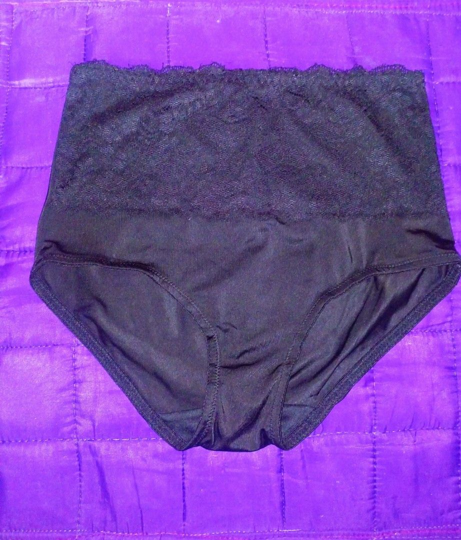 Black Lace Panty Size: 1x (Category: Undergarments & Loungewear) located in Navotas City. Submitted by vanilla_sandalwood (Listing ID 1461177364, Image 1). Description: -Brand: Marilyn Monroe -Size:1X -Color: Black -Hiwaist Lace Panty -like New -Good Condition -ukay po ito wash na.