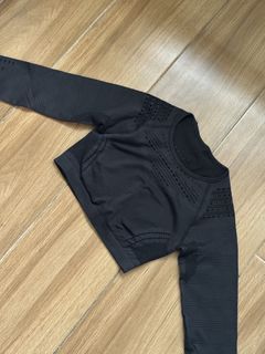 (Category: ) located in . Submitted by shop.ysha (Listing ID 1461266851, Image 1). Description: .