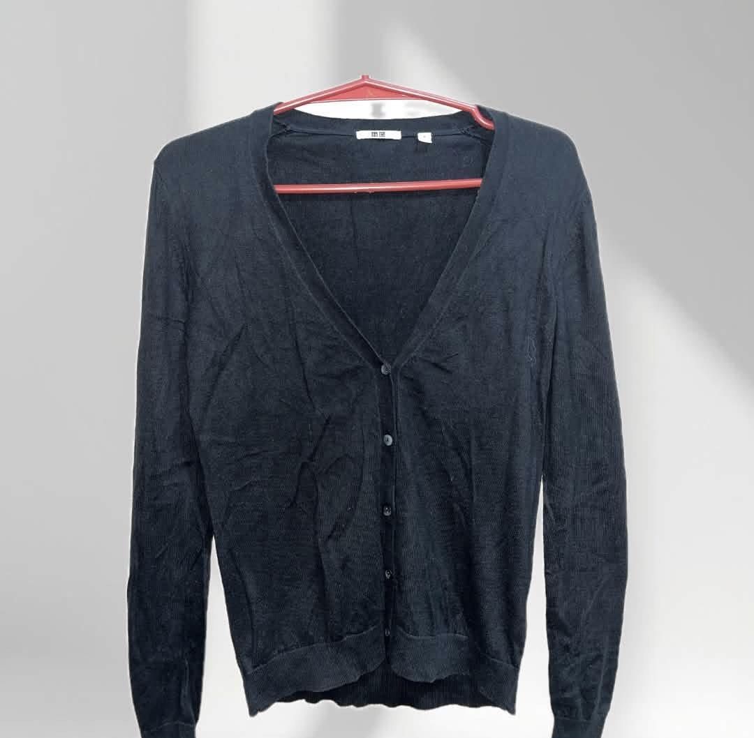 Black Long Sleeves Cardigan (Category: Coats, Jackets and Outerwear) located in Manila. Submitted by silasmomma42.0 (Listing ID 1461263750, Image 1). Description: .