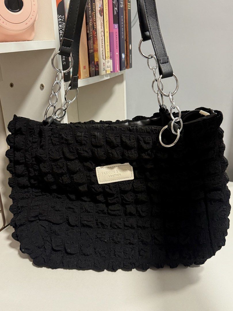 Black Textured Tote Bag with Chain Straps (Category: Tote Bags) located in Cavite. Submitted by prelvds_ (Listing ID 1461277941, Image 1). Description: - Never been used - Can fit 10.9 inch iPad - No compartment/s inside - The “silvers” on the straps are stainless .