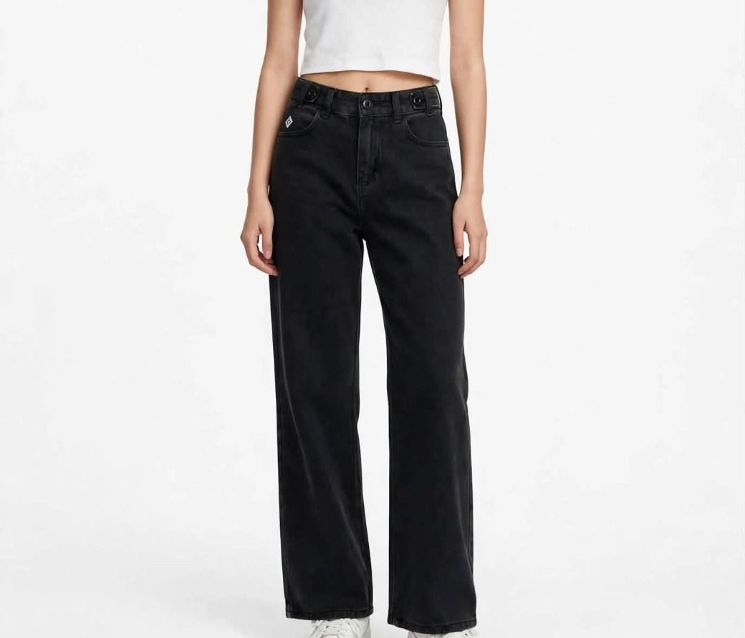 Black Wide Leg Jeans#83 (Category: Jeans) located in Caloocan City. Submitted by outfitloop (Listing ID 1461144840, Image 1). Description: - Relaxed fit for comfort - Classic button and zip closure - Easy to pair with various tops/shirt IMPORTANT: • 1st photo is an AI styling/model preview for reference on how the item may look when worn. • Please refer to the actual photos for the item’s true appearance and condition. • Color may slightly vary d