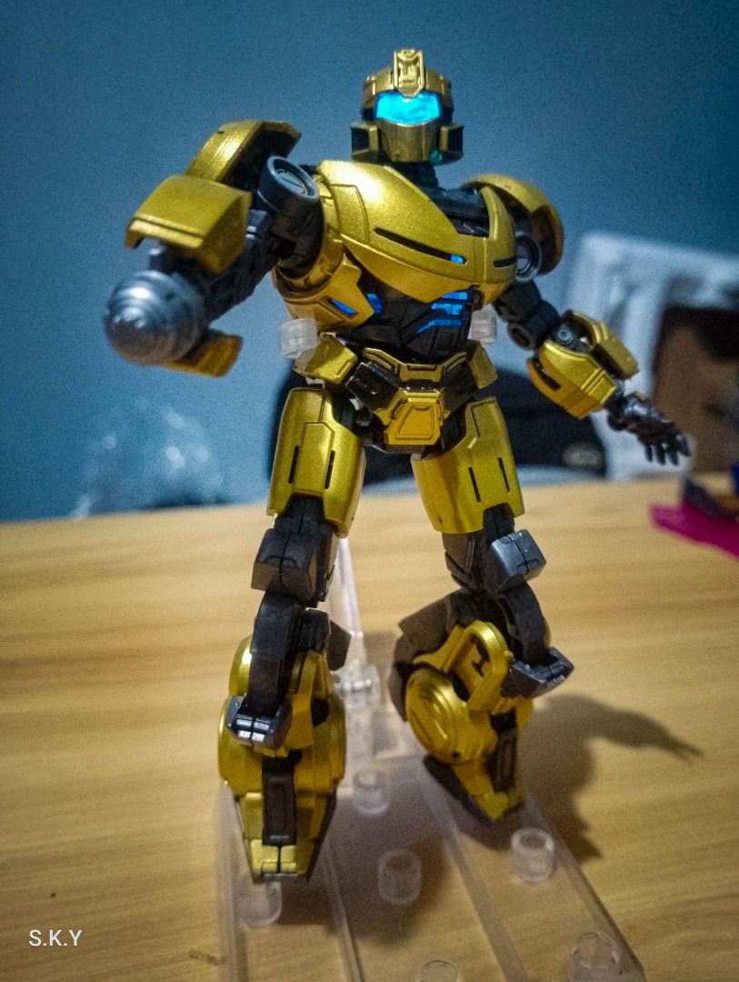 BLOKEES TRANSFORMERS ONE B-127 (Category: Action & Battle Toys) located in Caloocan City. Submitted by sky-14 (Listing ID 1461203178, Image 3). Description: BLOKEES B-127 FROM TRANSFORMERS ONE (ALREADY BUILD) W/ BOX.
