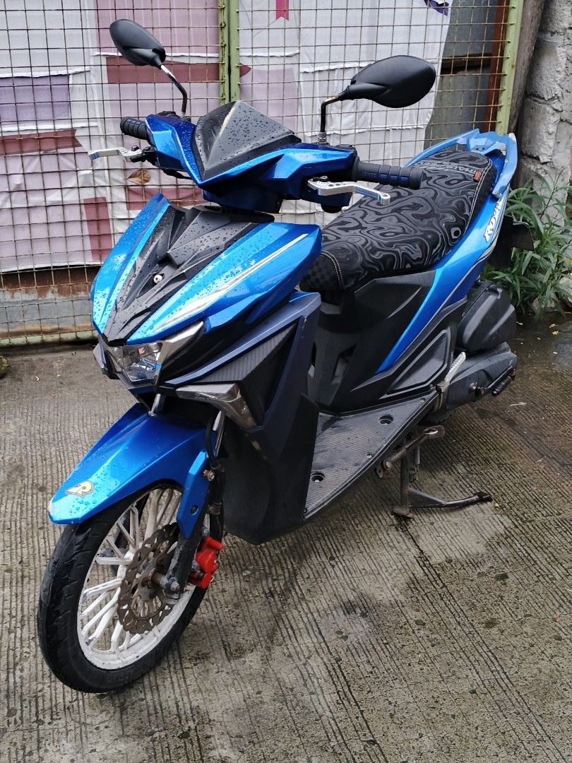 BlueRusi Royal (Category: Motorbikes for Sale) located in Manila. Submitted by annecbau (Listing ID 1461216851, Image 1). Description: Rusi Royal 2020 model, complete original papers. good for service. located at Dasmariñas cavite if you're interested message me.