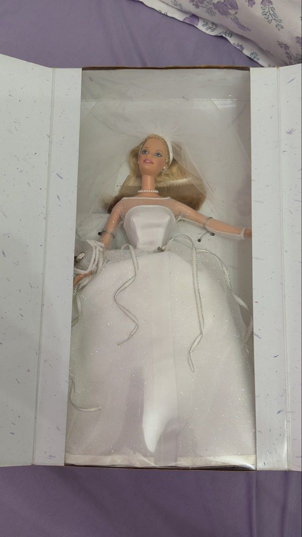 Blushing Bride Barbie NRFB (Category: Figurines & Statues) located in San Pablo. Submitted by true.rapunzel (Listing ID 1461238692, Image 1). Description: WYSIWYG NRFB still pretty.