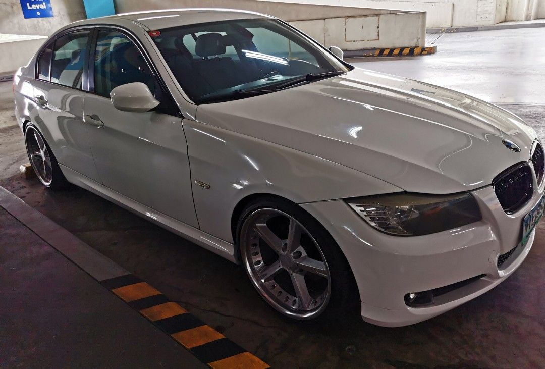 BMW 318i Sedan Auto (Category: Used Cars) located in Manila. Submitted by theonlinewarehouse (Listing ID 1461136542, Image 1). Description: BMW E90 318i DIGITAL AUDIO PLAYER AND SUBWOOFER SET UP AC SCHNITZER 19'S MAGS AND DUNLOP 35 SERIES TIRES ST COILOVERS SUSPENSION REGISTERED. UNDER MY NAME KINGSVILLE SUBD. OR SM CITY MASINAG.
