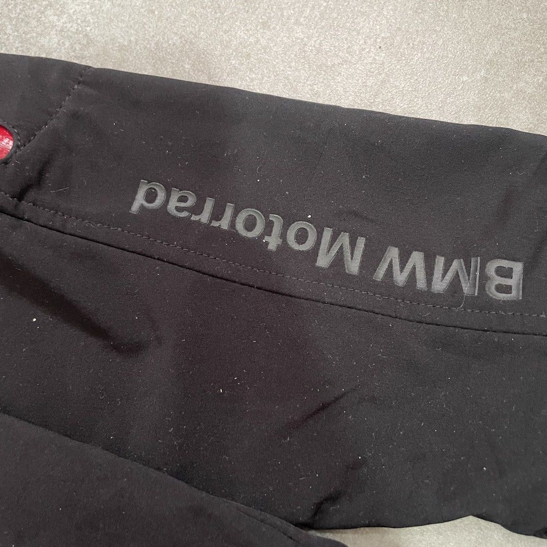 BMW Motorrad S1000 RR softshell jacket (Category: Coats, Jackets and Outerwear) located in Mabalacat. Submitted by goldengarms_ (Listing ID 1461202979, Image 2). Description: Color: Black Size: XL on tag Dimensions: 24” Width / 29” Length Condition: Excellent Color rate: 9.5/10 or better Issue: Velcro on wrists; see photos Price is still negotiable for sure buyer 👍 - Payment thru GCash, Maya or Security Bank 💳 - Shipping via J&T Express 🛩️ Pm 