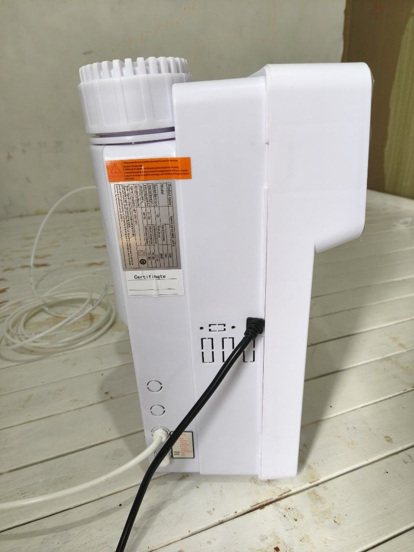 BOON Water Dispenser with UV Purification, Heating, Cooling (Category: Water Purifiers & Dispensers) located in Manila. Submitted by juvy.alpha (Listing ID 1461120026, Image 2). Description: - Boon Water Dispenser - UV Purification - Heating Function - Refrigeration Function - Hot & Cold Water Options - Includes extra filter cartridges - Includes extra tubing - Tested and working - Ideal for home or office use.