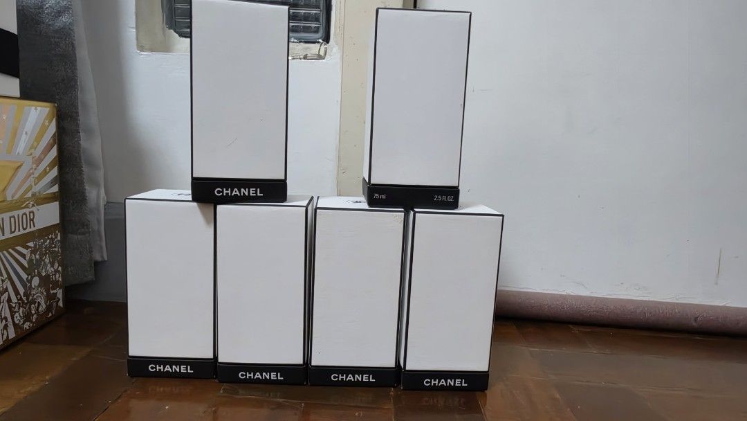 BOXES only Chanel Les Exclusifs 75ml TAKE ALL (Category: Fragrance & Deodorants) located in Paranaque City. Submitted by karenmn (Listing ID 1461253026, Image 1). Description: BOXES ONLY Chanel Les Exclusifs 75ml Comete Bois des Iles 1957 1932 No. 22 31 Rue Cambon shipping c/o buyer from Paranaque MOP GCASH BPI.