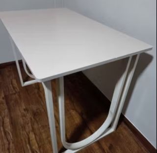 (Category: ) located in . Submitted by joggerislandfurniture (Listing ID 1461283726, Image 1). Description: .