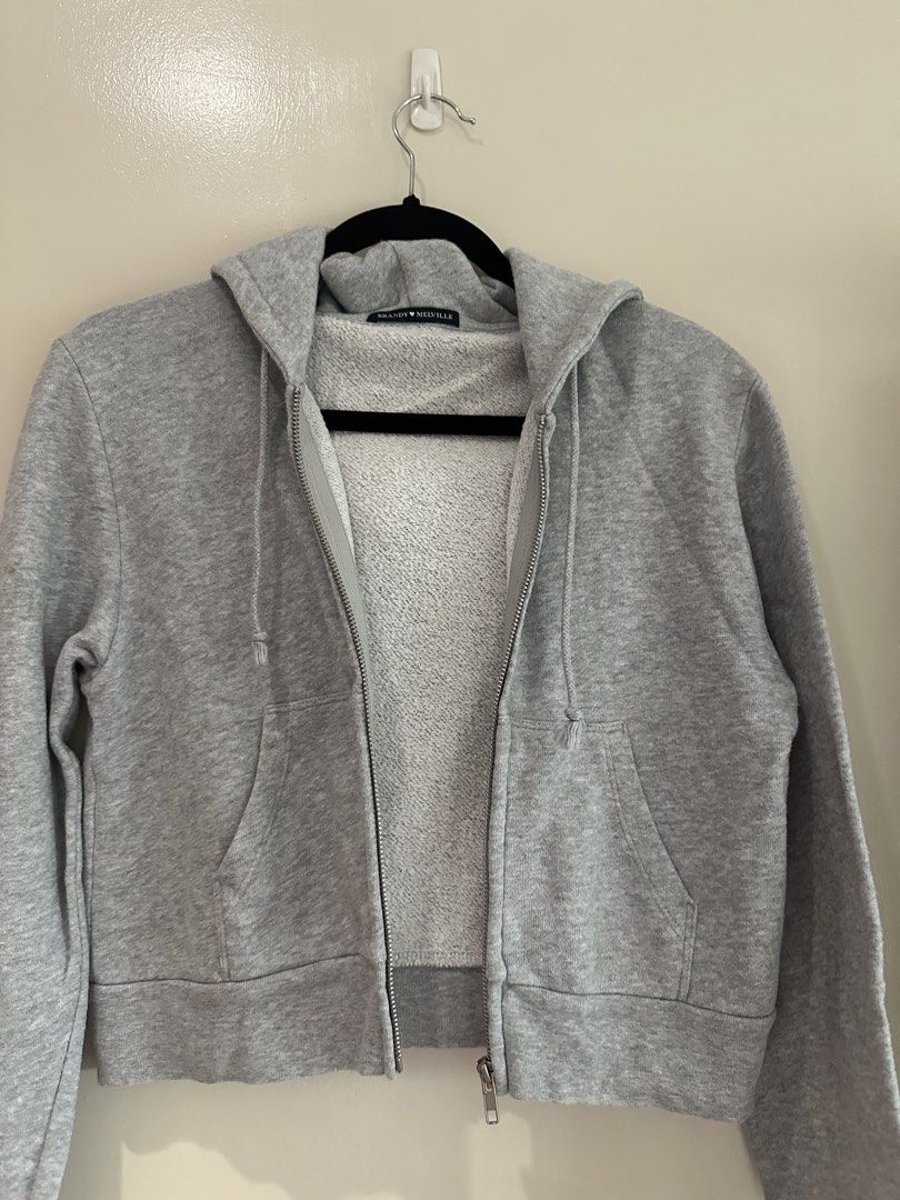 Brandy Melville Gray Jacket (Category: Coats, Jackets and Outerwear) located in San Juan City. Submitted by keep.it.clean (Listing ID 1461161123, Image 3). Description: in perfect condition gray hoodie jacket.
