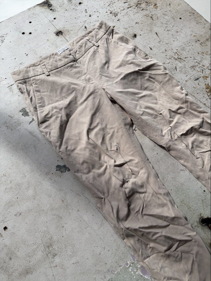 Brunello Cucinelli (Category: Other Bottoms) located in Quezon City. Submitted by macleen17 (Listing ID 1461257212, Image 2). Description: Brunello Cucinelli Size 4 US Excellent Condition Made in Italy .