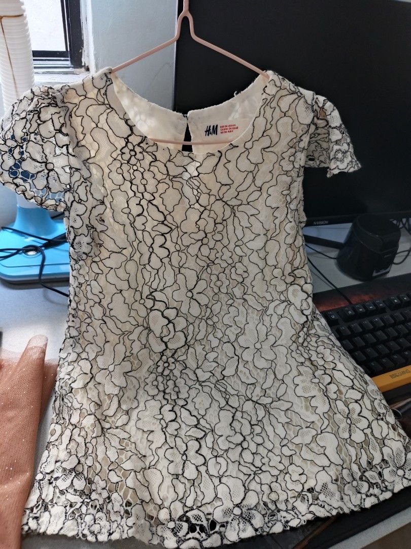 Bundle for 6-7yrs old. H&M UNIQLO (Category: Babies & Kids Fashion) located in Zamboanga. Submitted by mbal09 (Listing ID 1461280977, Image 2). Description: top and dress are in good condition, Sizes 6-7 yrs old. You can purchase separately, see my old post..