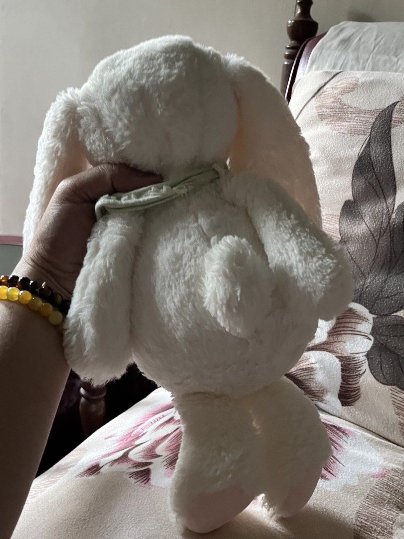 Bunny white w scarf plush (Category: Plushies & Soft Toys) located in Paranaque City. Submitted by bonsaiart (Listing ID 1461214038, Image 2). Description: Pre owned Good condition 175(fixed) +sf Payment via GCASH or paymaya No to meetup No to cop / cod Shipping via j&t only.