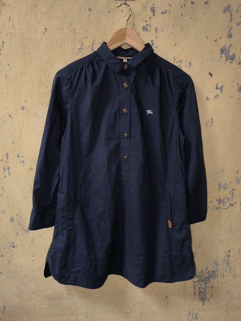 BURBERRY DRESS BUTTON DOWN (Category: Dresses) located in Cotabato. Submitted by sentimentalgoodz (Listing ID 1461171578, Image 1). Description: BURBERRY DRESS BUTTON DOWN 9/10 CONDITION SIZE 6 WOMENS MINOR FLAWS AUTHENTIC.