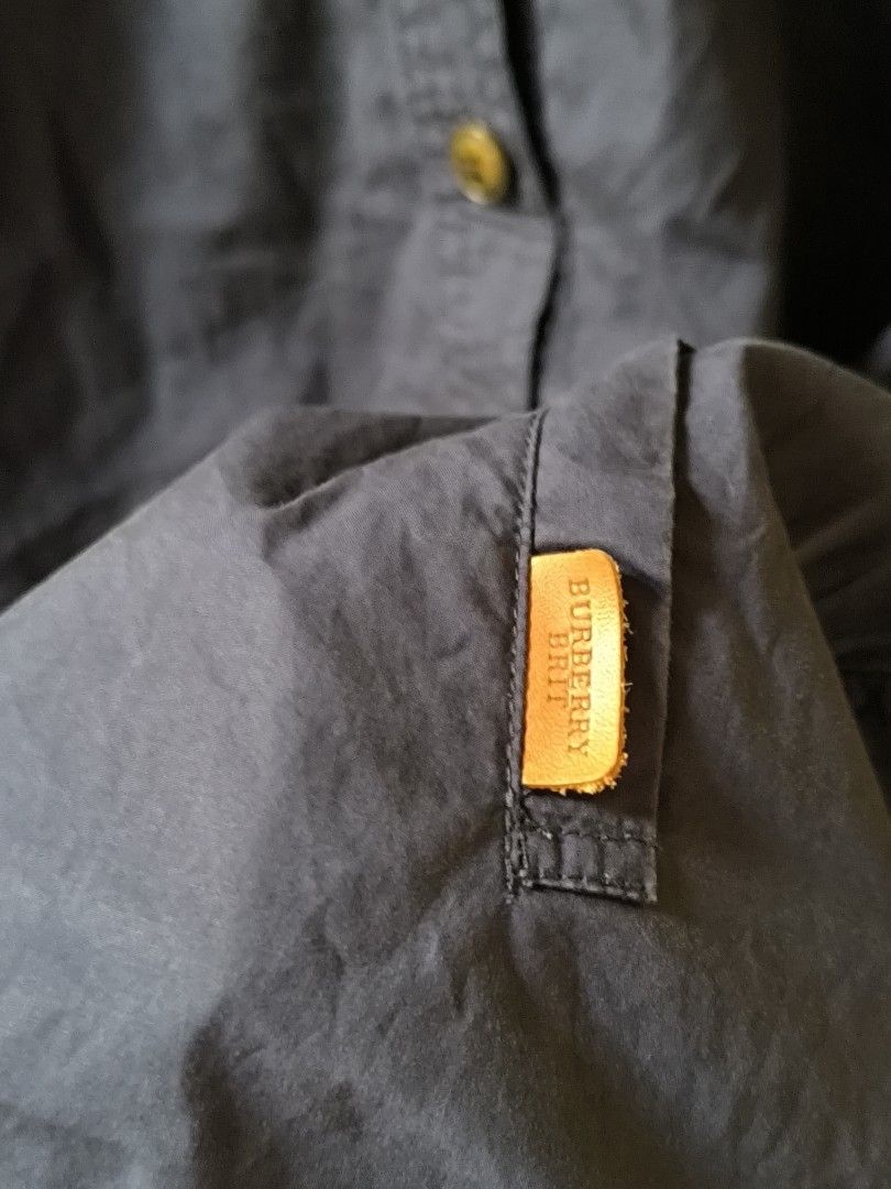 BURBERRY DRESS BUTTON DOWN (Category: Dresses) located in Cotabato. Submitted by sentimentalgoodz (Listing ID 1461171578, Image 3). Description: BURBERRY DRESS BUTTON DOWN 9/10 CONDITION SIZE 6 WOMENS MINOR FLAWS AUTHENTIC.