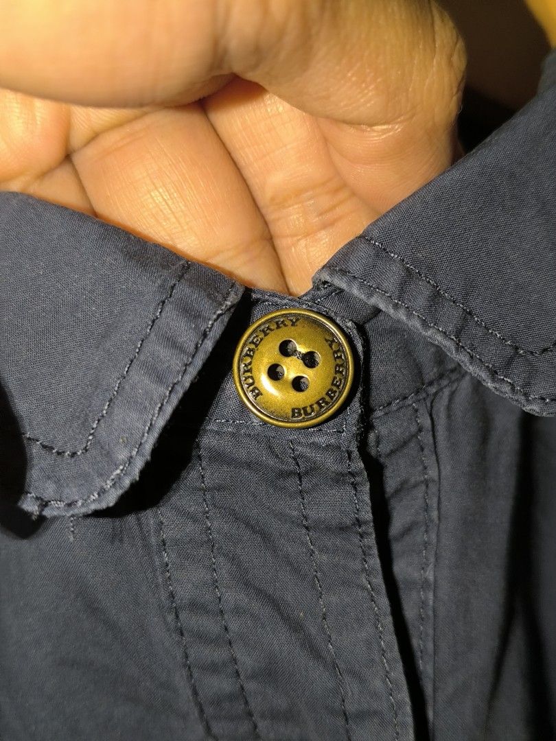 BURBERRY DRESS BUTTON DOWN (Category: Dresses) located in Cotabato. Submitted by sentimentalgoodz (Listing ID 1461171578, Image 2). Description: BURBERRY DRESS BUTTON DOWN 9/10 CONDITION SIZE 6 WOMENS MINOR FLAWS AUTHENTIC.