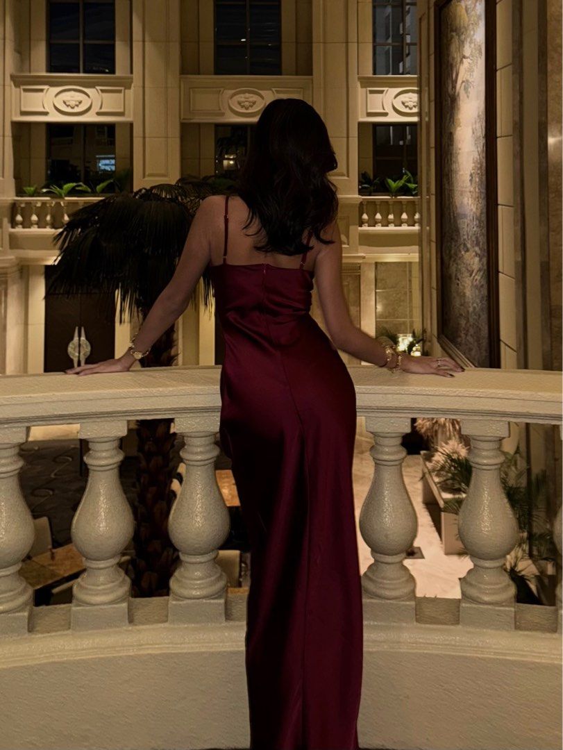 Burgundy Satin Dress (Category: Evening dresses & gowns) located in Antipolo. Submitted by lia.biz (Listing ID 1461251567, Image 2). Description: - used once .