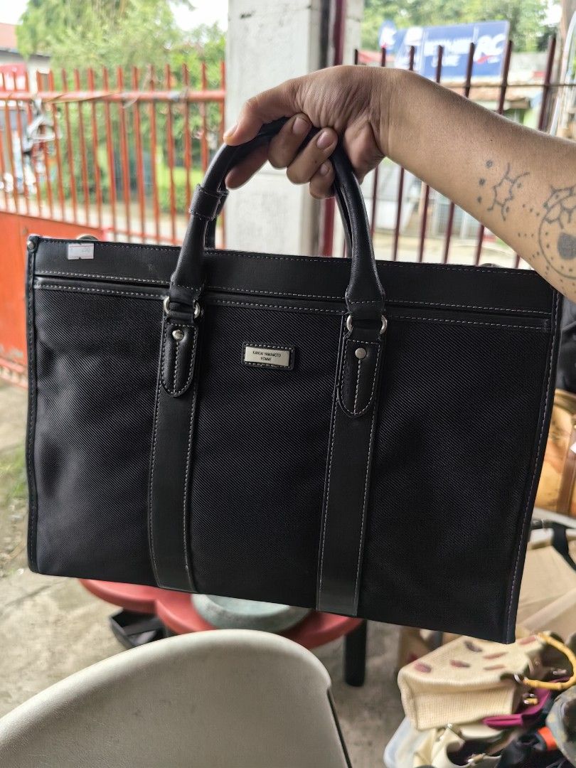 Business bag (Category: Briefcases) located in Calamba. Submitted by princesspauliney. (Listing ID 1461170662, Image 1). Description: 300 only business bag need wash nakadisplay sa pwesto namin open along the highway. Calamba laguna Shoppee check out Jnt direct courier First to pay basis.